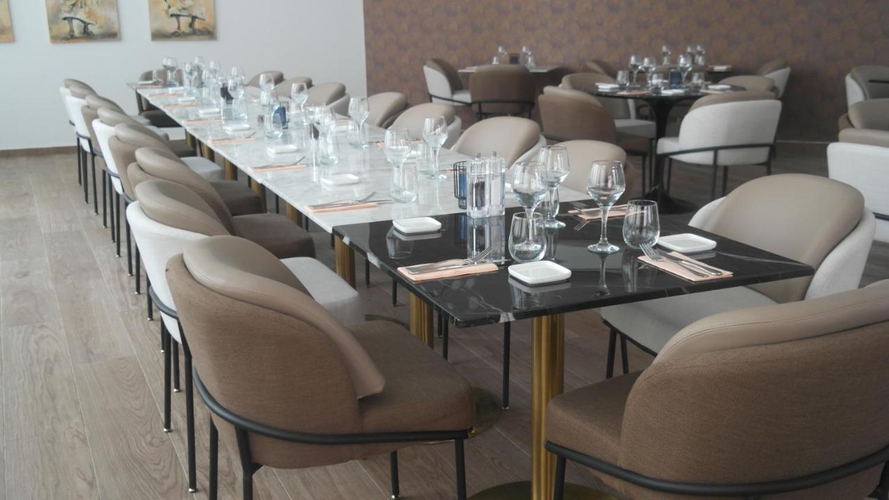 Hotel L'Adresse Дакар Экстерьер фото