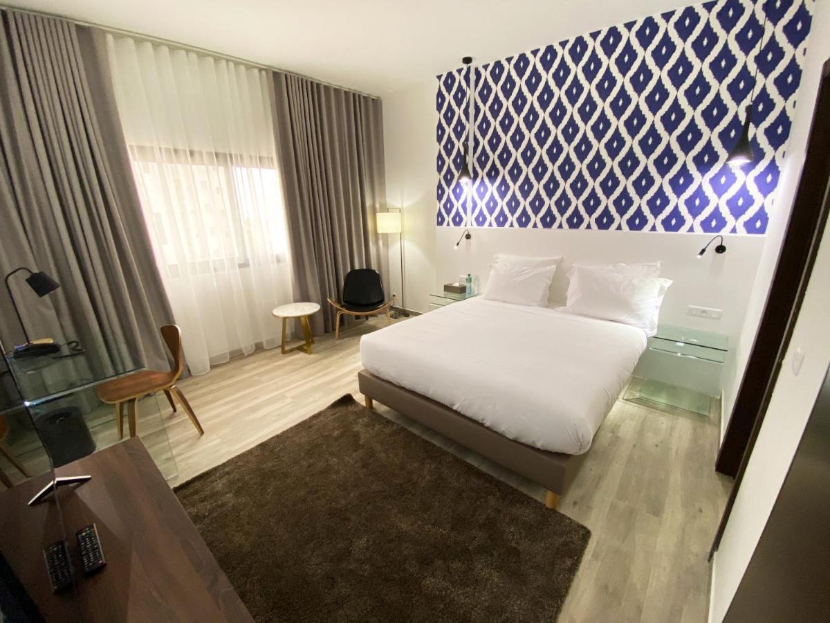 Hotel L'Adresse Дакар Экстерьер фото