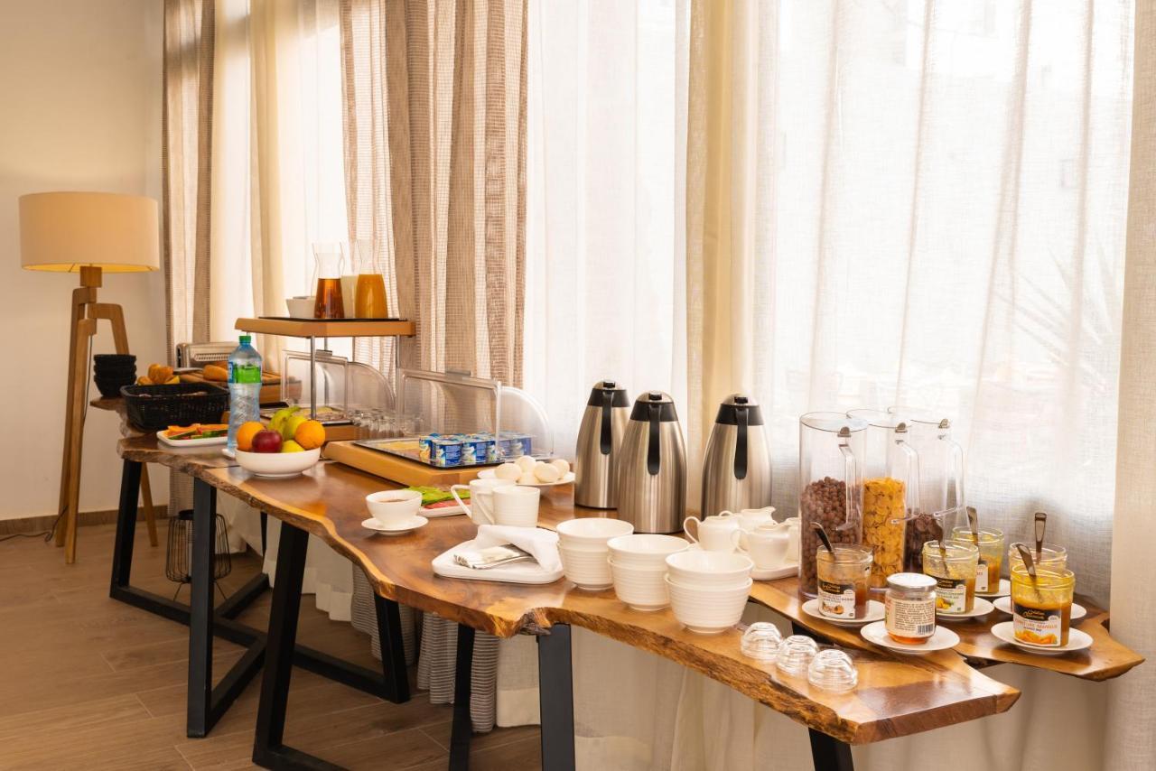 Hotel L'Adresse Дакар Экстерьер фото